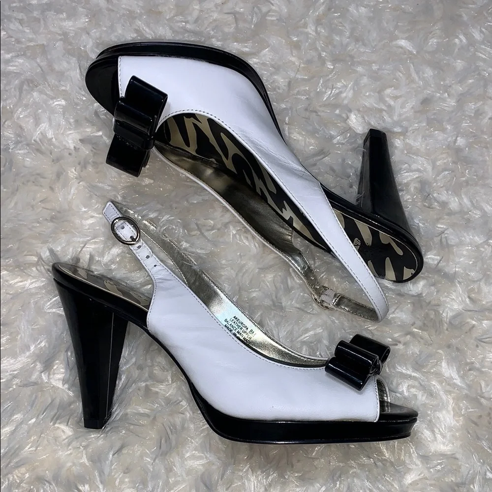 Vintage Anne Klein Black and White Peep Toe Heels - Picture 2 of 9